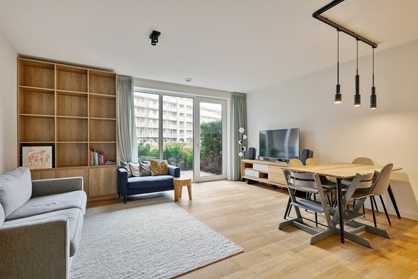 Medium property photo - Nida Senffstraat 11, 1095 MX Amsterdam